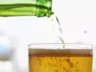 Nova lei aumenta punição para quem vender ou oferecer bebida alcoólica a menores