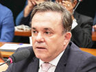Aos 61 anos, Vander equilibra agenda política e cuidados com a saúde após descoberta de câncer em fase inicial.