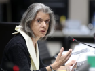 Ministra determinou que Executivo e Legislativo enviem informações ao STF.