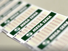 O jogo simples, com seis números marcados, custa R$ 5