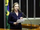 Gleisi Hoffmann defende taxar bancos, bilionários e apostas online para tornar sistema tributário mais justo.