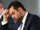 Claudio Castro iniciou sua carreira política como vereador da cidade do Rio em 2017 e depois se tornou vice-governador do estado em 2019, sendo efetivado como governador do Rio de Janeiro em 2021 após o impeachment de Wilson Witzel