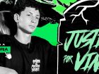 Vinícius Queiroz morreu atropelado no Rodoanel enquanto praticava exercícios físicos; foto do jovem publicada no site da escola de skate da qual fazia parte. 