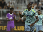 Kolo Muani fez boa exibição, com dois gols, um deles para abrir o placar. 
