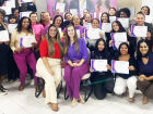 Alunas recebem certificado de conclusão do curso de Assistente Administrativo na Escola de Capacitação para Mulheres, em Campo Grande