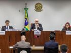 Ministro Alexandre de Moraes pede averiguação no celular de advogado após suspeita de gravação não autorizada durante audiência sobre tentativa de golpe.