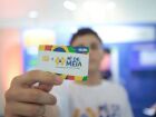 Estudantes devem estar matriculados no ensino médio de escolas públicas e fazer parte de uma família inscrita nos programas sociais do governo federal para ser beneficiado no programa Pé-de-Meia