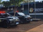 Quadrilha é desmantelada em Ponta Porã após sequestro, roubo de R$ 60 mil via PIX e apreensão de fuzil.