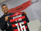 Flamengo anuncia a contratação de Samuel Lino 