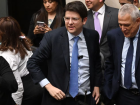 Senador Miguel Uribe Turbay em foto de maio de 2025; ele foi vítima de atentado no início de junho. 