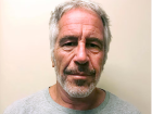 Foto de Jeffrey Epstein na prisão em 2017 