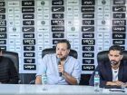 Ramón Díaz e seu filho Emiliano Díaz foram apresentados pelo Olimpia  