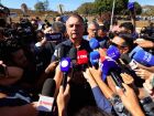 O ex-presidente Jair Bolsonaro dá entrevista coletiva após colocar tornozeleira eletrônica, uma das medidas impostas pelo ministro do STF Alexandre de Moraes 