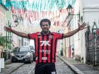 Vitória anuncia contratação de Romarinho