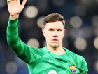 Ter Stegen passa por cirurgia na lombar e Barcelona estima até cinco meses de recuperação; goleiro quer voltar em três.