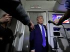 Trump dá 10 dias para Rússia encerrar guerra na Ucrânia e ameaça impor tarifas sem detalhar impacto.