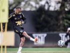 Neymar é alvo de críticas de torcedores do Santos. 