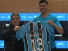 Zagueiro paraguaio Balbuena foi apresentado no Grêmio e já se mostrou confiante para ajudar a melhorar a defesa do clube após início problemático no Campeonato Brasileiro.