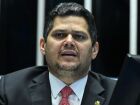 Senador Davi Alcolumbre defende solução equilibrada para tarifaço imposto pelos EUA, destacando a importância da soberania nacional e da cooperação internacional.