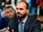 O deputado Eduardo Bolsonaro criticou Tarcísio e Ratinho Júnior; os três são cotados para receber o espólio de Jair Bolsonaro na disputa presidencial de 2026. 
