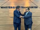 Governador cumprimenta o ministro dos Transportes em exercício, George Santoro