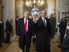 Donald Trump (esq.) e Barack Obama na posse presidencial do primeiro mandato do republicano. 2017