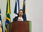 A deputada estadual Gleice Jane (PT) discursa durante a Conferência Regional das Mulheres, realizada em 25 de julho, em Dourados (MS).