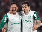 Vitor Roque celebra com Maurício gol que definiu virada do Palmeiras
