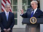 Trump voltou a negar nesta quarta-feira que planeja demitir Powell 