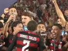 Flamengo busca empate heroico, vence Barcelona nos pênaltis e leva o bi no Mundial sub-20