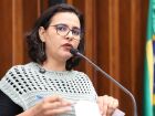 Gleice Jane homenageia os 20 anos da UFGD, destacando sua contribuição para a educação, democracia e inclusão em Mato Grosso do Sul