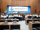 Mulheres receberam Medalha e Diploma de Honra ao Mérito em homenagem à dedicação musical. 