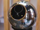 Orb, a câmera que registra imagem de alta resolução da íris dos usuários