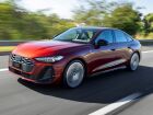 O sedã estreia no Brasil com preço sugerido de R$ 379.990 em versão única Performance S Edition, equipada com motor 2.0 TFSI turbo de 272 cv, 400 Nm de torque e tração integral quattro.
