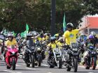 Manifestantes participam da Motociata pela Democracia e Liberdade, realizada neste domingo (3), em Campo Grande, reunindo centenas de motos nas principais avenidas da cidade.