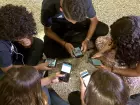 Alunos do Rio têm melhora na aprendizagem após proibição de celular