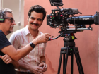 Kleber Mendonça Filho e Wagner Moura, durante as filmagens de 