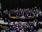 O deputado Hugo Motta conseguiu retomar a cadeira da presidência da Câmara quase 2h depois do horário marcado para a sessão.