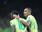 Vinicius Junior e Raphinha estão entre os brasileiros indicados à premiação de melhor jogador do mundo da Bola de Ouro.  