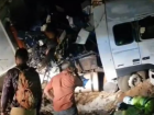 Acidente entre carreta e ônibus na BR-163, próximo à cidade de Lucas do Rio Verde 