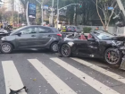 Bia Miranda e Gato Preto batem Porsche, que fica destruído, na Avenida Faria Lima 