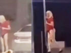 Pastor Eduardo Costa aparece em mais um vídeo com peruca loira e calcinha preta
