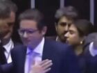 Confusão entre parlamentares durante protesto pela anistia vira disputa política nas redes; Camila nega agressão e denuncia campanha de ódio