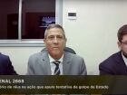 Os advogados do ex-ministro Walter Braga Netto (ao centro) alegaram que a prisão cautelar não foi fundamentada com 