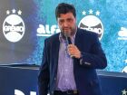 Mesmo após derrota para o lanterna Sport e pressão da torcida, presidente do Grêmio reafirma confiança no técnico.