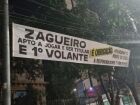 Torcedores do Atlético-MG fazem protesto cobrando reforços para a defesa e o meio de campo, com foco nas quartas de final da Copa do Brasil contra o Cruzeiro.