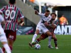 SP - BRASILEIRO A 2025, SANTOS X FLUMINENSE - ESPORTES - SP - SANTOS - 31/08/2025 - BRASILEIRO A 2025, SANTOS X FLUMINENSE - Guilherme jogador do Santos durante partida contra o Fluminense no estádio Vila Belmiro pelo campeonato Brasileiro A 2025. 31/08