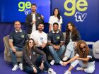 Ge TV apresentou time que vai comandar projeto na internet. De pé (da esquerda para a direita): Fred Bruno e Mariana Spinelli. Sentados: Jorge Iggor, Sofia Miranda, André Balada, Luana Maluf e Jordana Araújo. Foto: Globo/Bob Paulino
