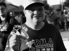 Gustavo Pereira, o Gu, participou das edições de 2013 e 2017 da expedição Rota da Integração Latino-Americana (RILA). Era conhecido pela alegria e pelo envolvimento com a comunidade.