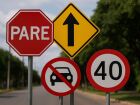 Ladário abre licitação para compra de placas de sinalização de trânsito